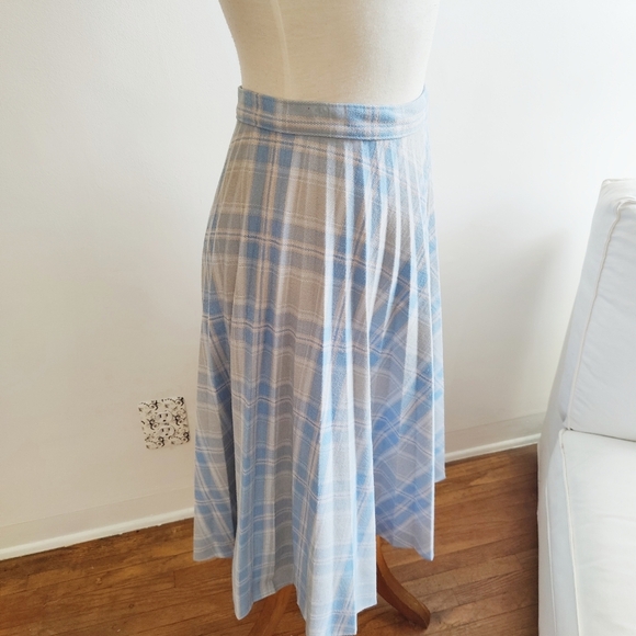 Vintage Plaid Skirt / Skinny Pleats / Baby Blue / Size Small - Picture 3 of 5